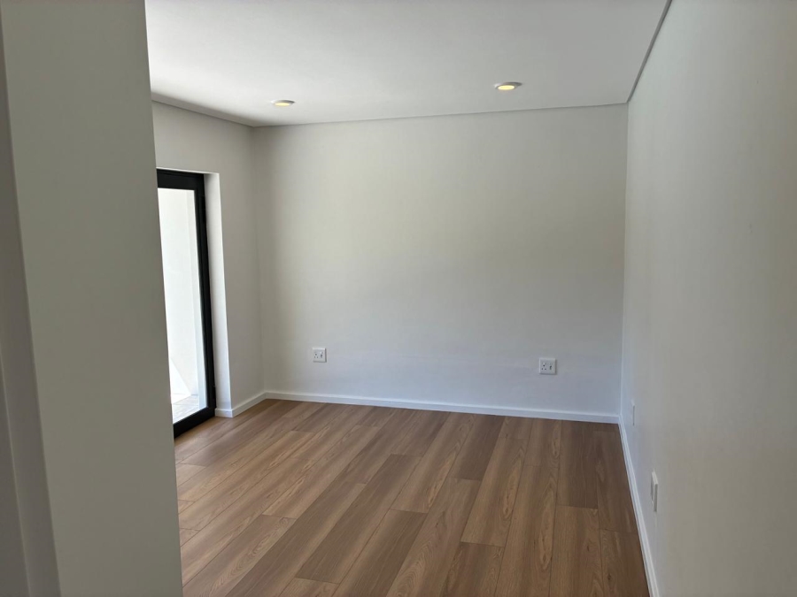 To Let 1 Bedroom Property for Rent in Lemoenkloof Western Cape